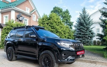 Toyota Land Cruiser Prado 150 рестайлинг 2, 2022 год, 12 200 000 рублей, 3 фотография