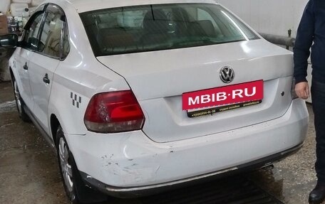 Volkswagen Polo VI (EU Market), 2013 год, 449 000 рублей, 3 фотография