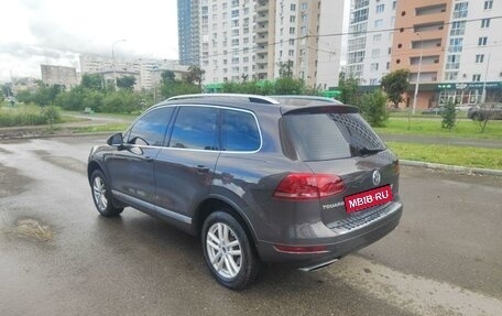 Volkswagen Touareg III, 2011 год, 1 950 000 рублей, 7 фотография