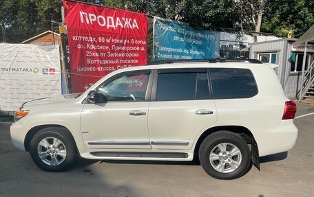 Toyota Land Cruiser 200, 2013 год, 4 000 000 рублей, 5 фотография