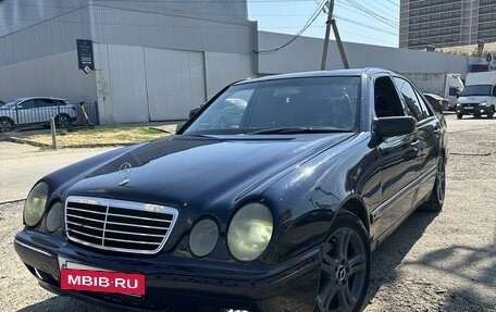 Mercedes-Benz E-Класс, 1998 год, 390 000 рублей, 3 фотография