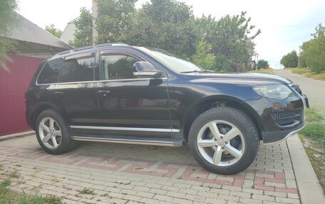 Volkswagen Touareg III, 2009 год, 1 500 000 рублей, 2 фотография