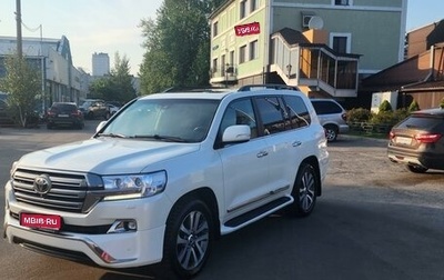 Toyota Land Cruiser 200, 2017 год, 7 350 000 рублей, 1 фотография