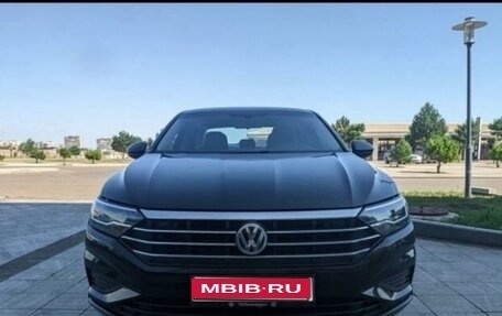 Volkswagen Jetta VII, 2018 год, 1 750 000 рублей, 1 фотография