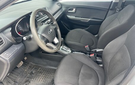 KIA Rio III рестайлинг, 2013 год, 930 000 рублей, 9 фотография