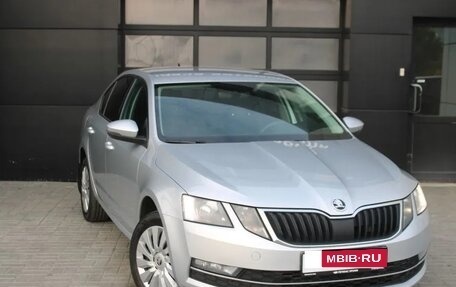 Skoda Octavia, 2018 год, 1 680 000 рублей, 3 фотография