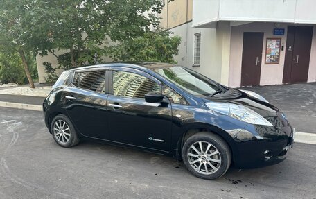 Nissan Leaf I, 2015 год, 1 000 000 рублей, 2 фотография