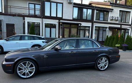 Jaguar XJ III (X350), 2007 год, 3 300 000 рублей, 9 фотография