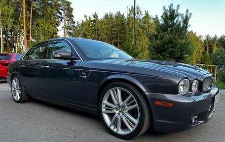 Jaguar XJ III (X350), 2007 год, 3 300 000 рублей, 8 фотография