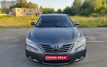 Toyota Camry, 2007 год, 1 290 000 рублей, 1 фотография