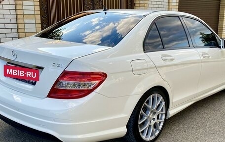 Mercedes-Benz C-Класс, 2010 год, 1 500 000 рублей, 7 фотография