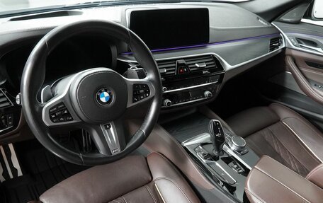 BMW 5 серия, 2020 год, 6 670 000 рублей, 12 фотография