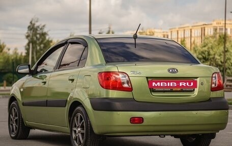 KIA Rio II, 2005 год, 600 000 рублей, 5 фотография