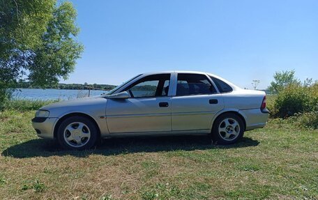 Opel Vectra B рестайлинг, 1998 год, 450 000 рублей, 4 фотография