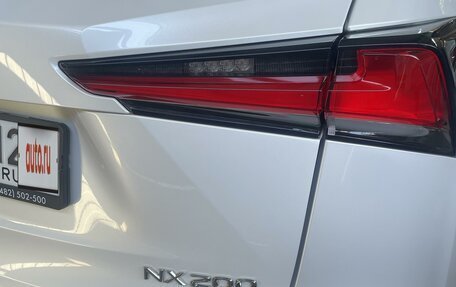 Lexus NX I, 2017 год, 4 350 000 рублей, 15 фотография