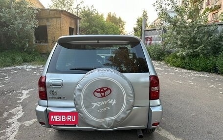 Toyota RAV4, 2004 год, 1 200 000 рублей, 6 фотография