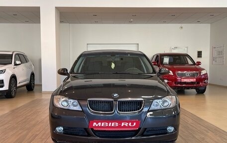 BMW 3 серия, 2005 год, 980 000 рублей, 2 фотография