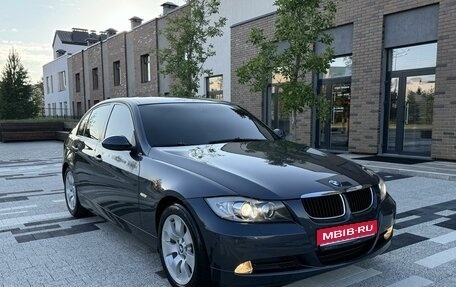 BMW 3 серия, 2006 год, 1 040 000 рублей, 1 фотография