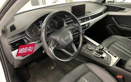 Audi A4, 2017 год, 1 950 000 рублей, 9 фотография