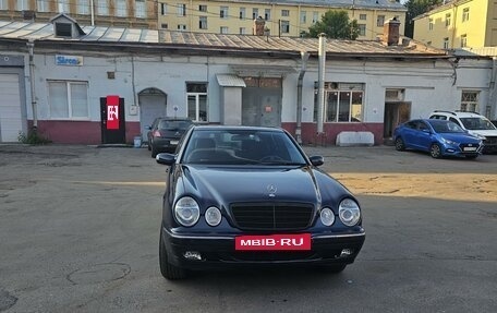 Mercedes-Benz E-Класс, 1999 год, 680 000 рублей, 2 фотография