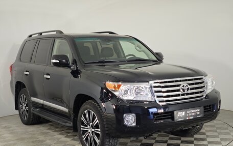 Toyota Land Cruiser 200, 2013 год, 4 299 000 рублей, 3 фотография