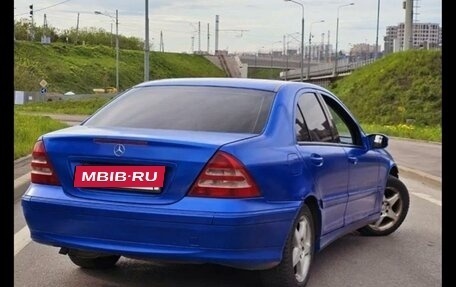 Mercedes-Benz C-Класс, 2001 год, 300 000 рублей, 3 фотография