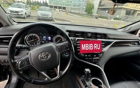 Toyota Camry, 2019 год, 3 000 000 рублей, 6 фотография