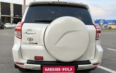 Toyota RAV4, 2012 год, 2 070 000 рублей, 3 фотография