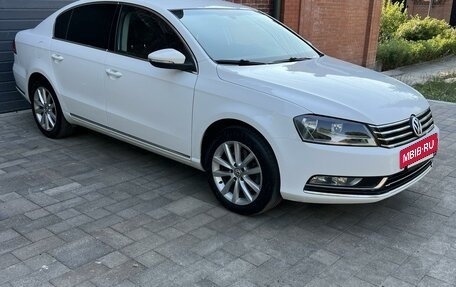 Volkswagen Passat B7, 2012 год, 1 380 000 рублей, 2 фотография