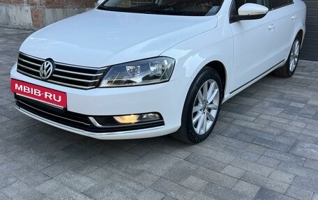 Volkswagen Passat B7, 2012 год, 1 380 000 рублей, 7 фотография