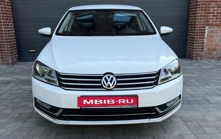 Volkswagen Passat B7, 2012 год, 1 380 000 рублей, 9 фотография