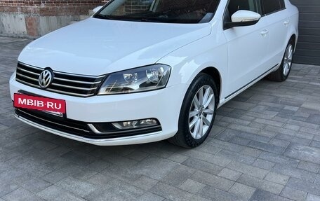 Volkswagen Passat B7, 2012 год, 1 380 000 рублей, 3 фотография