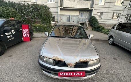 Mitsubishi Carisma I, 1999 год, 235 000 рублей, 2 фотография