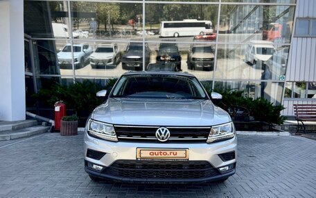 Volkswagen Tiguan II, 2018 год, 3 145 000 рублей, 2 фотография