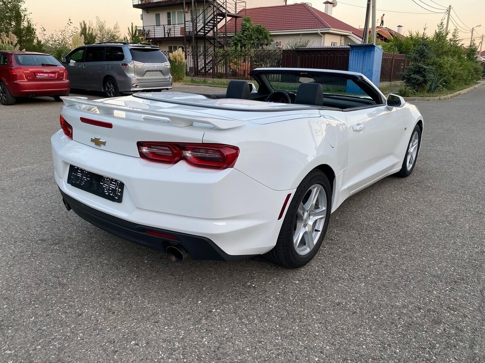 Chevrolet Camaro VI рестайлинг, 2021 год, 1 200 000 рублей, 4 фотография