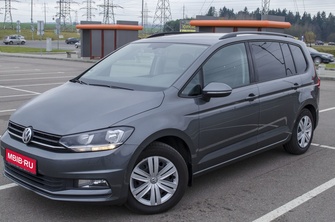 Volkswagen Touran III, 2019 год, 660 000 рублей, 1 фотография