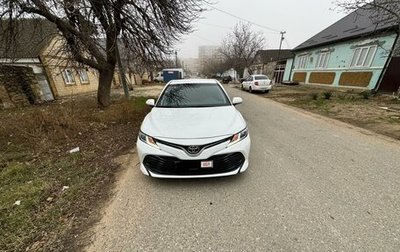 Toyota Camry, 2019 год, 2 100 000 рублей, 1 фотография