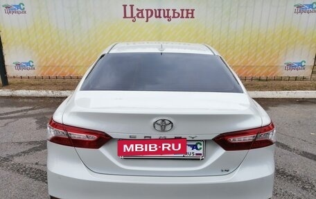 Toyota Camry, 2018 год, 3 280 000 рублей, 4 фотография