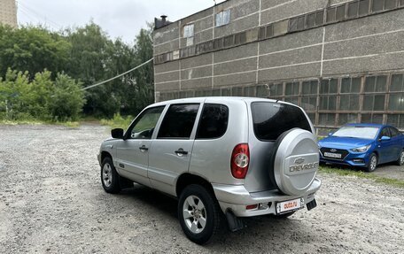 Chevrolet Niva I рестайлинг, 2005 год, 355 000 рублей, 6 фотография