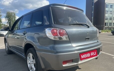 Mitsubishi Outlander III рестайлинг 3, 2004 год, 599 000 рублей, 7 фотография