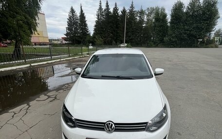 Volkswagen Polo VI (EU Market), 2011 год, 475 000 рублей, 3 фотография