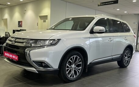 Mitsubishi Outlander III рестайлинг 3, 2017 год, 2 125 000 рублей, 1 фотография