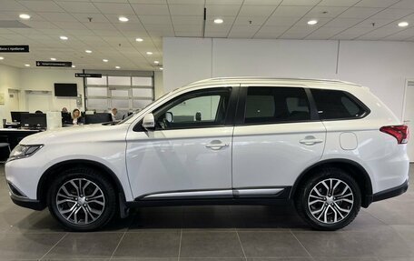 Mitsubishi Outlander III рестайлинг 3, 2017 год, 2 125 000 рублей, 8 фотография