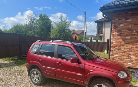 Chevrolet Niva I рестайлинг, 2012 год, 550 000 рублей, 1 фотография