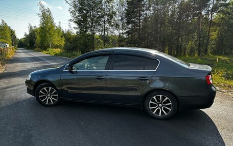 Volkswagen Passat B6, 2010 год, 800 000 рублей, 3 фотография