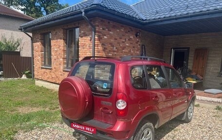 Chevrolet Niva I рестайлинг, 2012 год, 550 000 рублей, 3 фотография