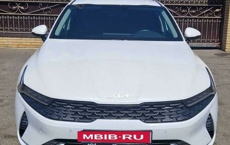 KIA K5, 2021 год, 2 950 000 рублей, 2 фотография