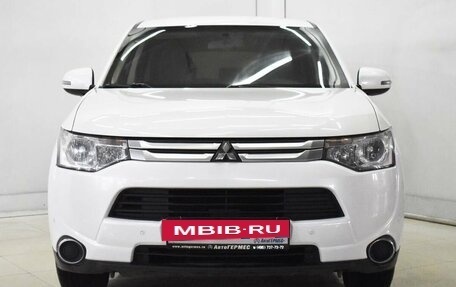 Mitsubishi Outlander III рестайлинг 3, 2014 год, 2 фотография