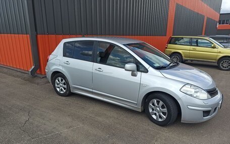 Nissan Tiida, 2010 год, 4 фотография