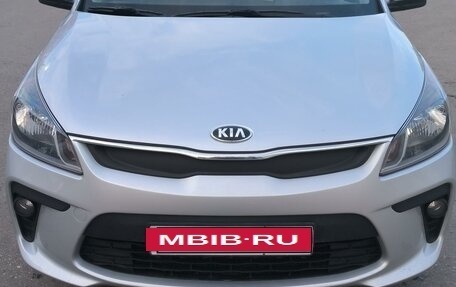 KIA Rio IV, 2017 год, 1 550 000 рублей, 2 фотография